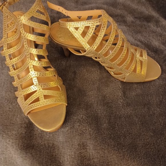 Vince Camutu  Gold Rhinestone Heels - Picture 3 of 6
